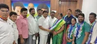 టీడీపీ నుంచి వైసీపీలోకి భారీ చేరిక‌లు