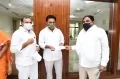 సీఎం రిలీఫ్ ఫండ్ కి స్త్రీ‌నిధి ఉద్యోగుల ఒక రోజు వేత‌నం విరాళం