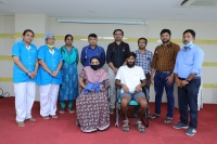 నెల‌లు నిండ‌ని శిశువును కాపాడిన కిమ్స్ వైద్యులు