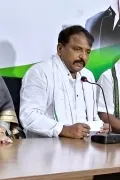 జగన్ ప్రభుత్వం బీసీల రిజర్వేషన్లపై సుప్రీంకోర్టుకు అప్పీల్ చేయాలి: శైలజానాథ్ డిమాండ్