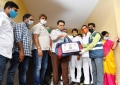 శానిటేష‌న్, ఎంట‌మాల‌జి సిబ్బందికి 'పీపీఈ సేఫ్టీ కిట్స్' పంపిణీ చేసిన మంత్రి కేటీఆర్ 