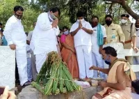 నిజాంసాగర్ ప్రాజెక్టును సందర్శించిన తెలంగాణ స్పీకర్ పోచారం
