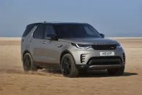 New Discovery: Efficient powertrains, enhanced connectivity & more comfort for versatile family SUV