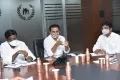 కనీస సౌకర్యాలపై ప్రత్యేక దృష్టి పెట్టాలి: మంత్రి కేటీఆర్