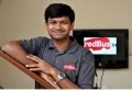 బాధలో నుంచి పుట్టిన ఐడియానే... రెడ్ బస్!