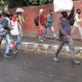 Heart Breaking Story of a Migrant only have 10 rupees in his pocket