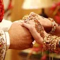 Girl friend who walked 40 kilometers and tied the knot with her boyfriend