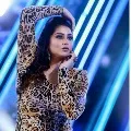 Namitha strongly replies to youth