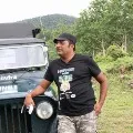 Prakash Raj reacts for migrants problems and try to help them by providing food