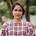 Unnadi Okate Zindagi Movie