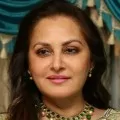 Court issues non bailable warrant to Jayaprada