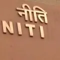 Delhi Neeti Aayog employe attacks corona