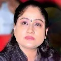 Vijayashanthi questioned KCR over Owaisi comments