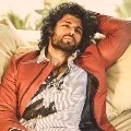 Vijay Devarakonda opines on heroines